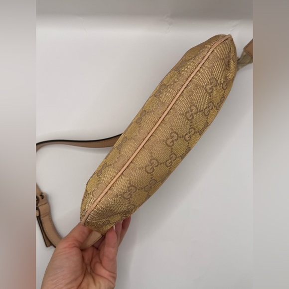 Gucci Pochette boat Shoulder Bag - Picture 8 of 16